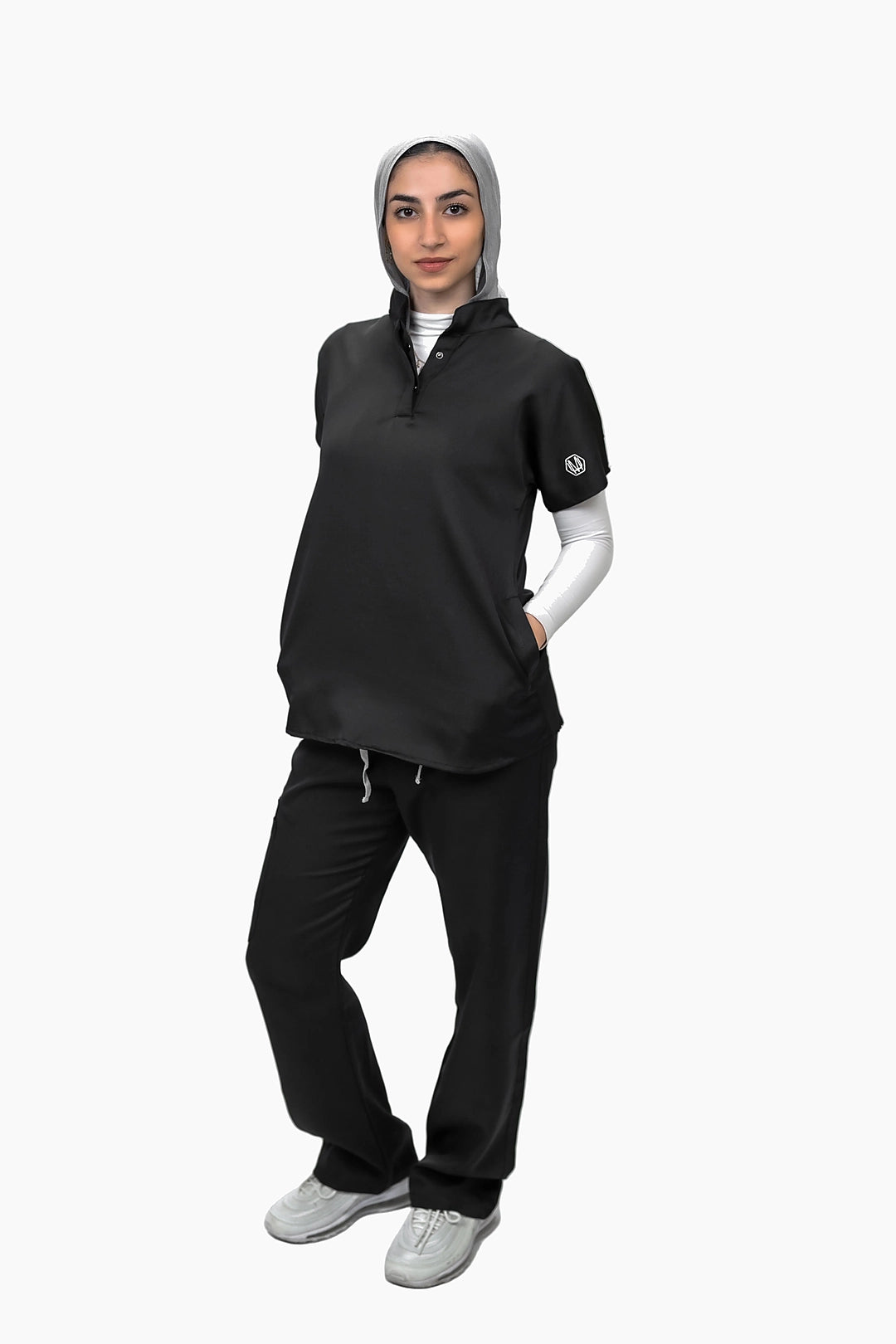 Female half collar black